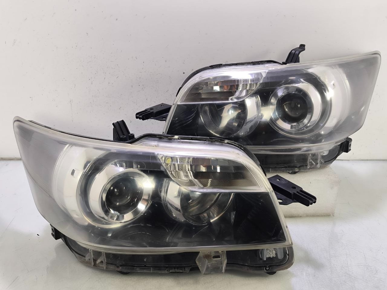 JDM Toyota Rumion Scion Bb Xb ZRE152 NZE151 HID XENON Head Lights Lamps 1Pairs