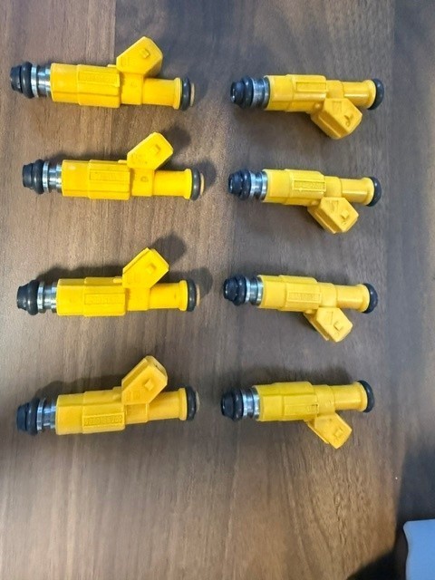 SET of 8 BRAND NEW Bosch-Ford OEM Injectors, F4SE-A1B, 0280155700, 19lb/Hr
