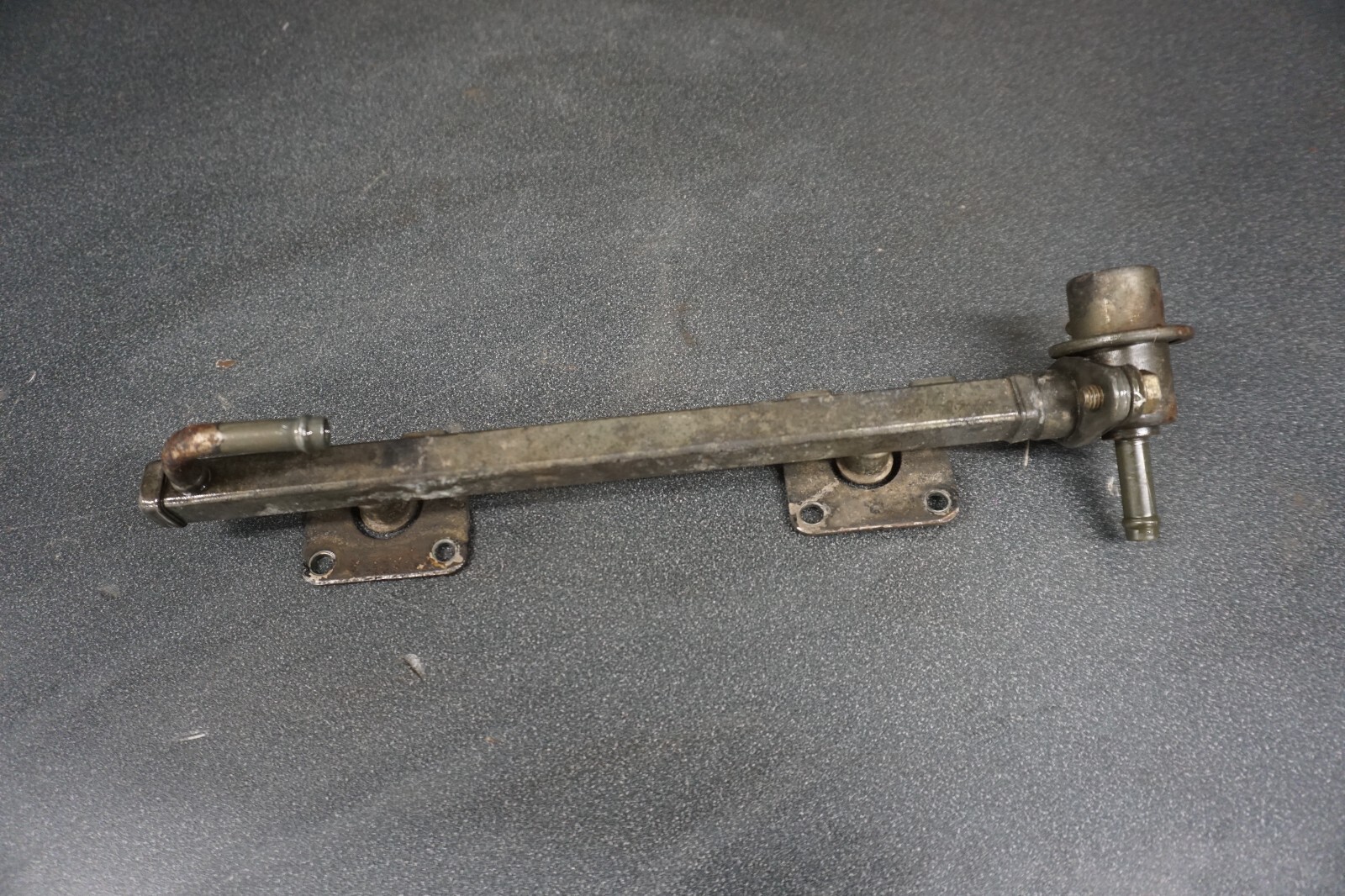 2000-2005 Arctic Cat OEM Fuel Injection Delivery Pipe Rail w/ Regulator Ass'y
