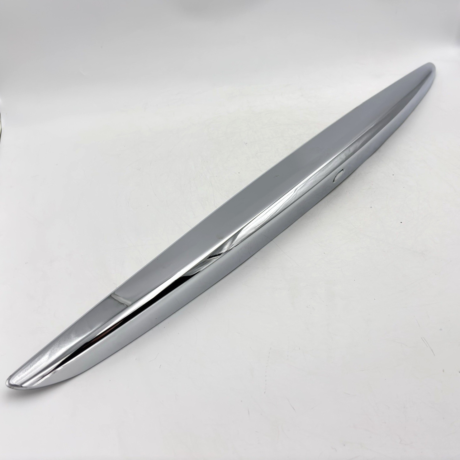 07-13 Infiniti G35 G37 Sedan Rear Trunk Lid Chrome Molding Trim OEM No Camera