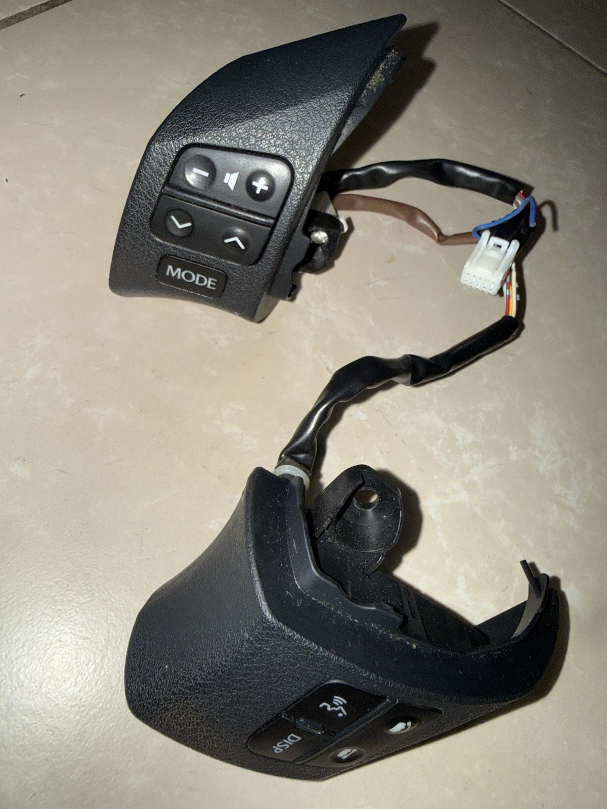 06-10 LEXUS IS250 IS350 RADIO VOLUME PHONE DISP STEERING WHEEL CONTROLS OEM 06-10 LEXUS IS250 IS350 RADIO VOLUME PHONE DISP STEERING WHEEL CONTROLS OEM