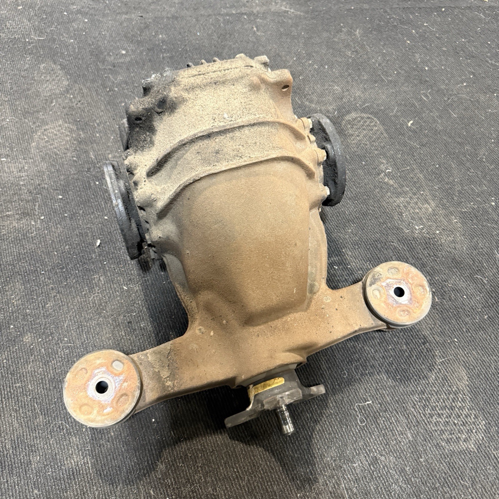 92-96 Lexus SC400 3.92 Ratio Open Rear Differential Diff Assembly