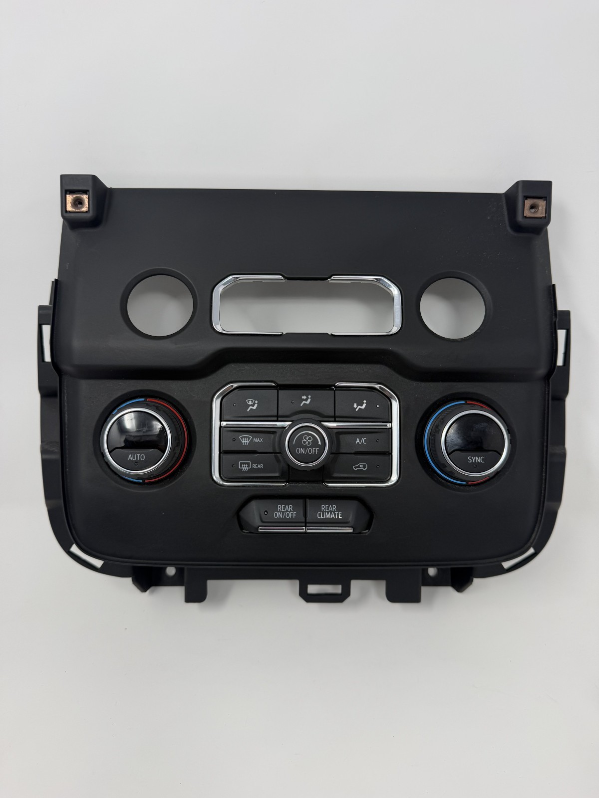 23-24 Chevy Tahoe Suburban AC Heater Climate Control Panel OEM 85135863 23-24 Chevy Tahoe Suburban AC Heater Climate Control Panel OEM 85135863