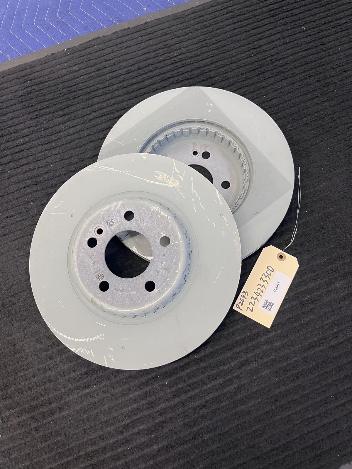 2023-2026 Mercedes C43 CLE450 E350 E450 GLC300 Rear Rotors Pair OEM A2234233300