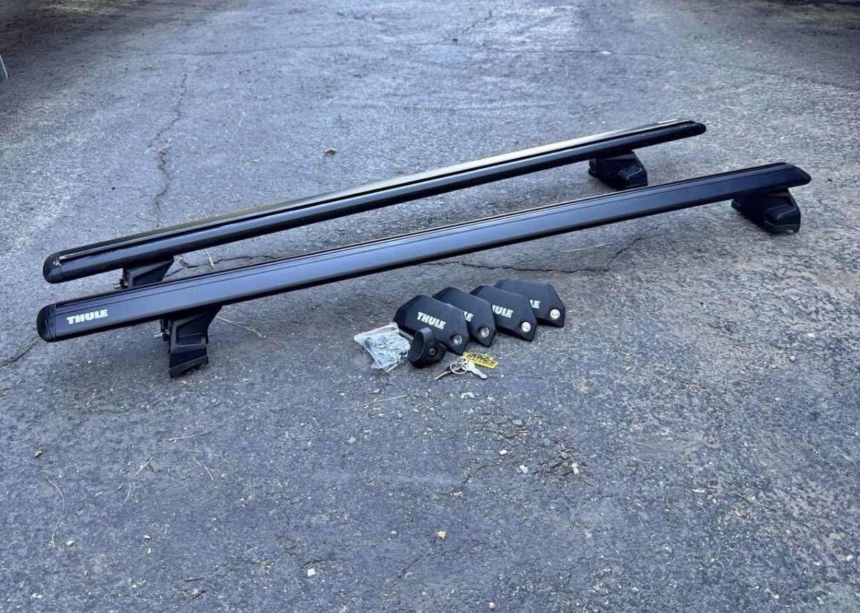 Thule Wingbar EVO 127 Roof Bars 50” 2 Pack Black with Flush Rail System Feet Thule Wingbar EVO 127 Roof Bars 50” 2 Pack Black with Flush Rail System Feet