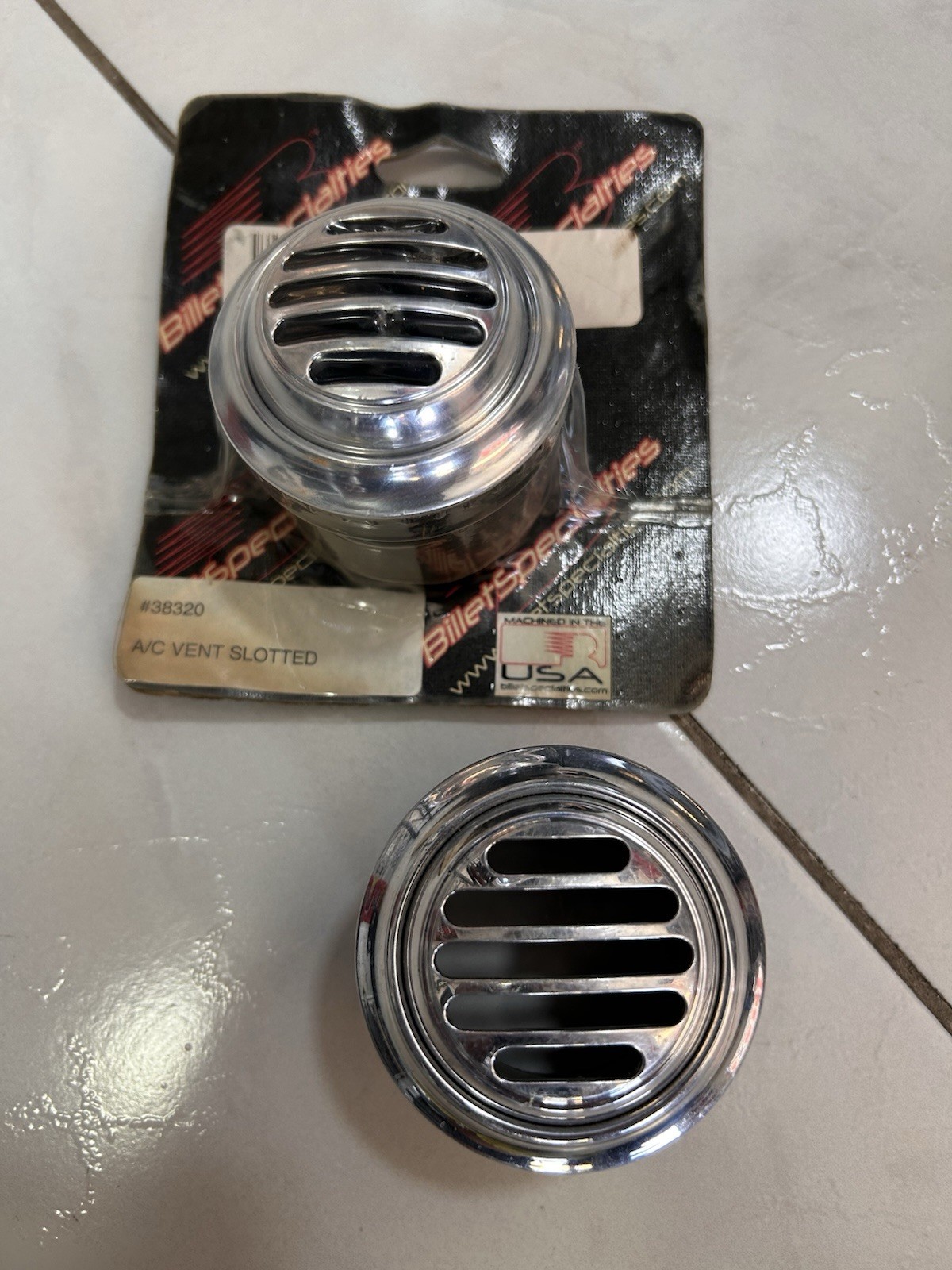 BILLET SPECIALTIES 38320 Slotted Aluminum Fits A/C Vent With Polished (Pair) BILLET SPECIALTIES 38320 Slotted Aluminum Fits A/C Vent With Polished (Pair)