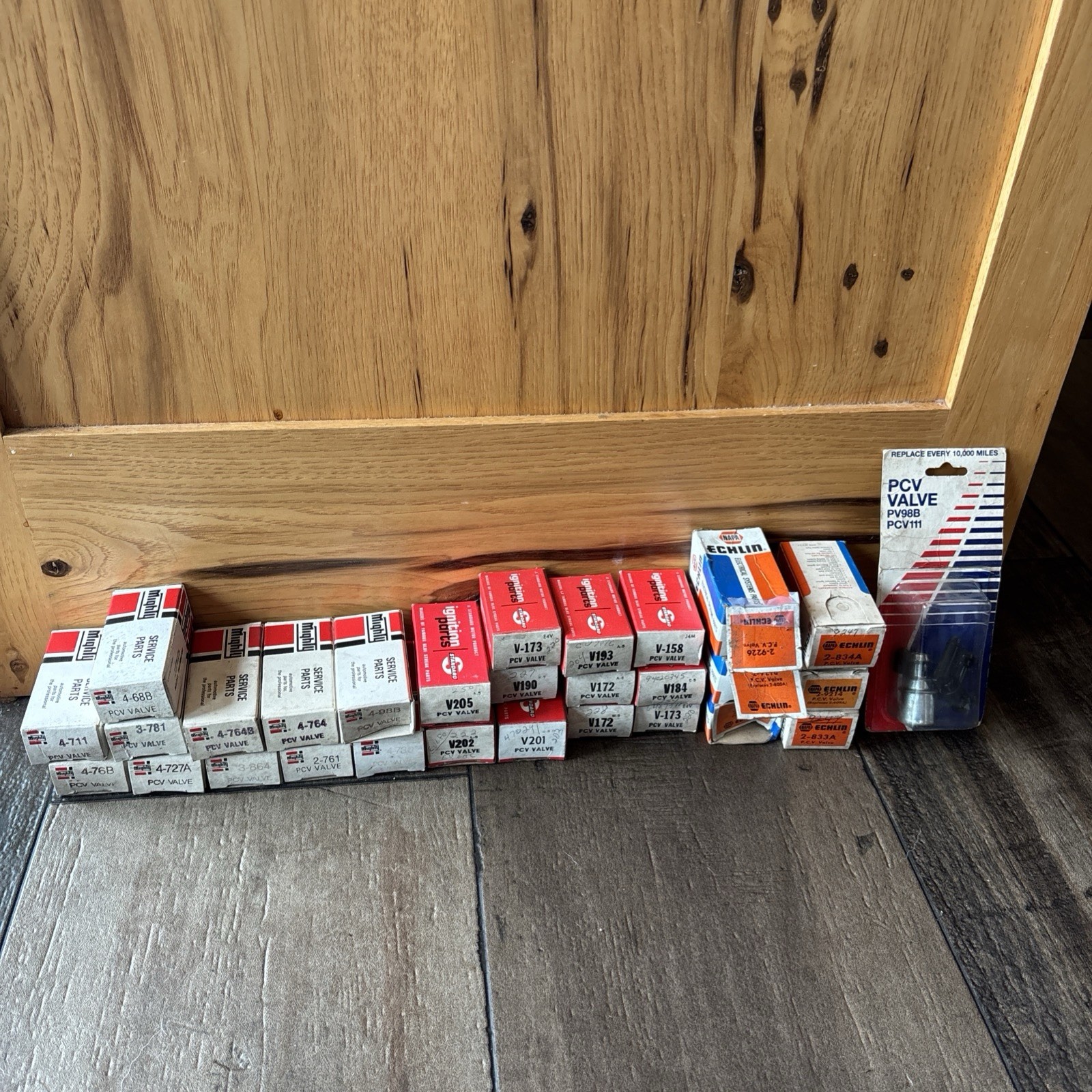 Lot Of 29 Standard Mighty Echlin Napa PCV Valves Miscellaneous  New Old Stock