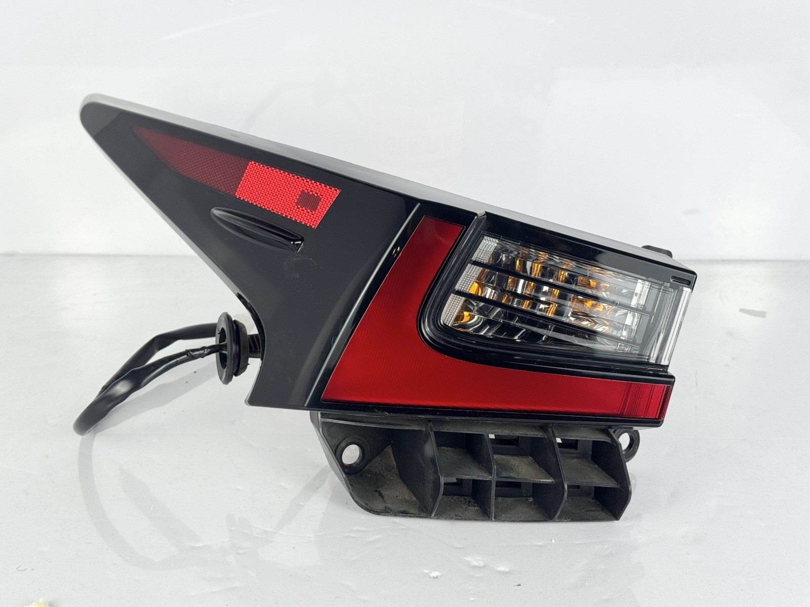 NICE 2021-2025 Lexus IS350 IS500 Left Side LH LED Tail Light OEM NICE 2021-2025 Lexus IS350 IS500 Left Side LH LED Tail Light OEM