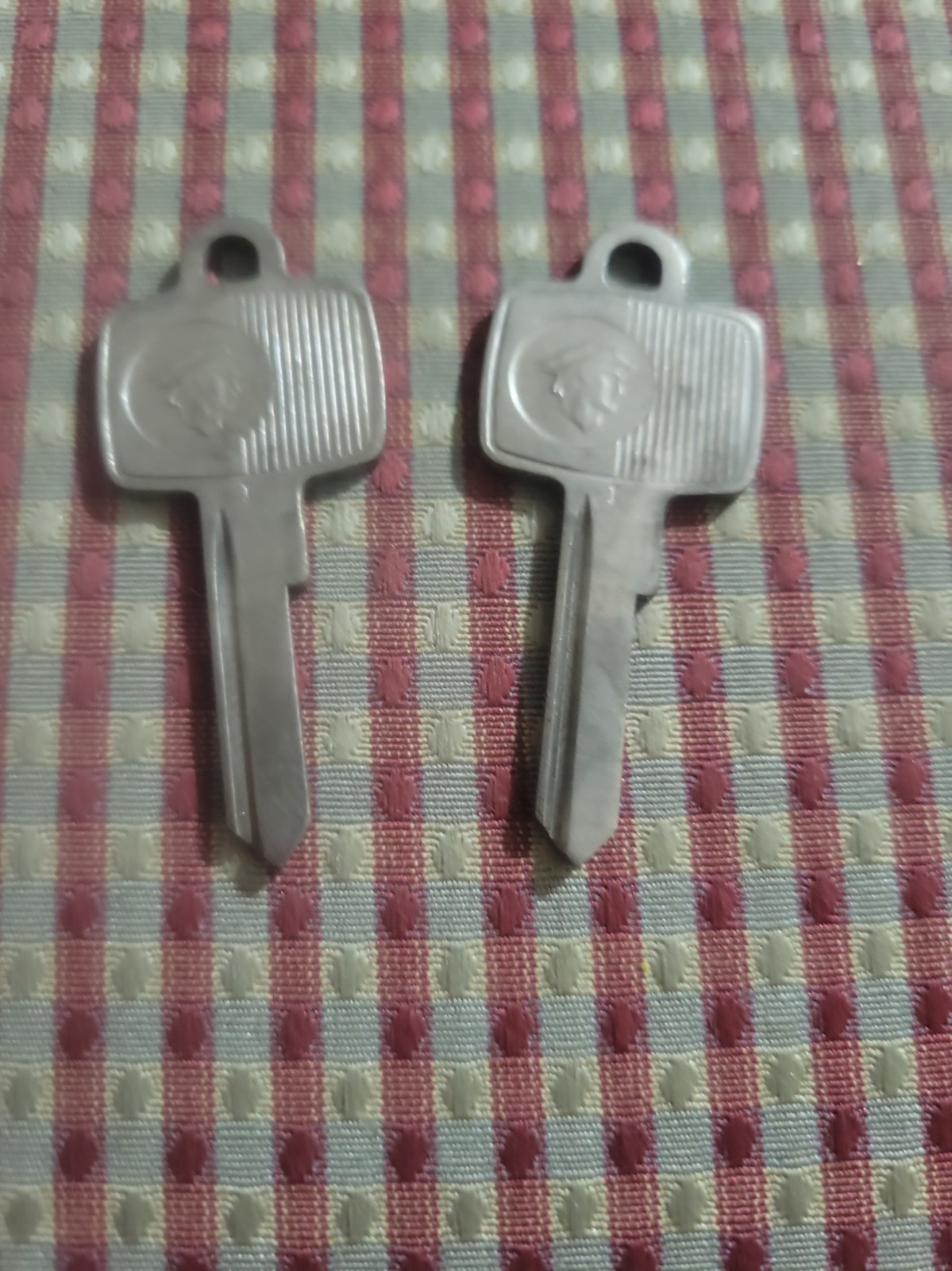 2 Vintage Uncut Ignition Key Blanks With Mercury Messenger Logo Fit 60s Ford 2 Vintage Uncut Ignition Key Blanks With Mercury Messenger Logo Fit 60s Ford