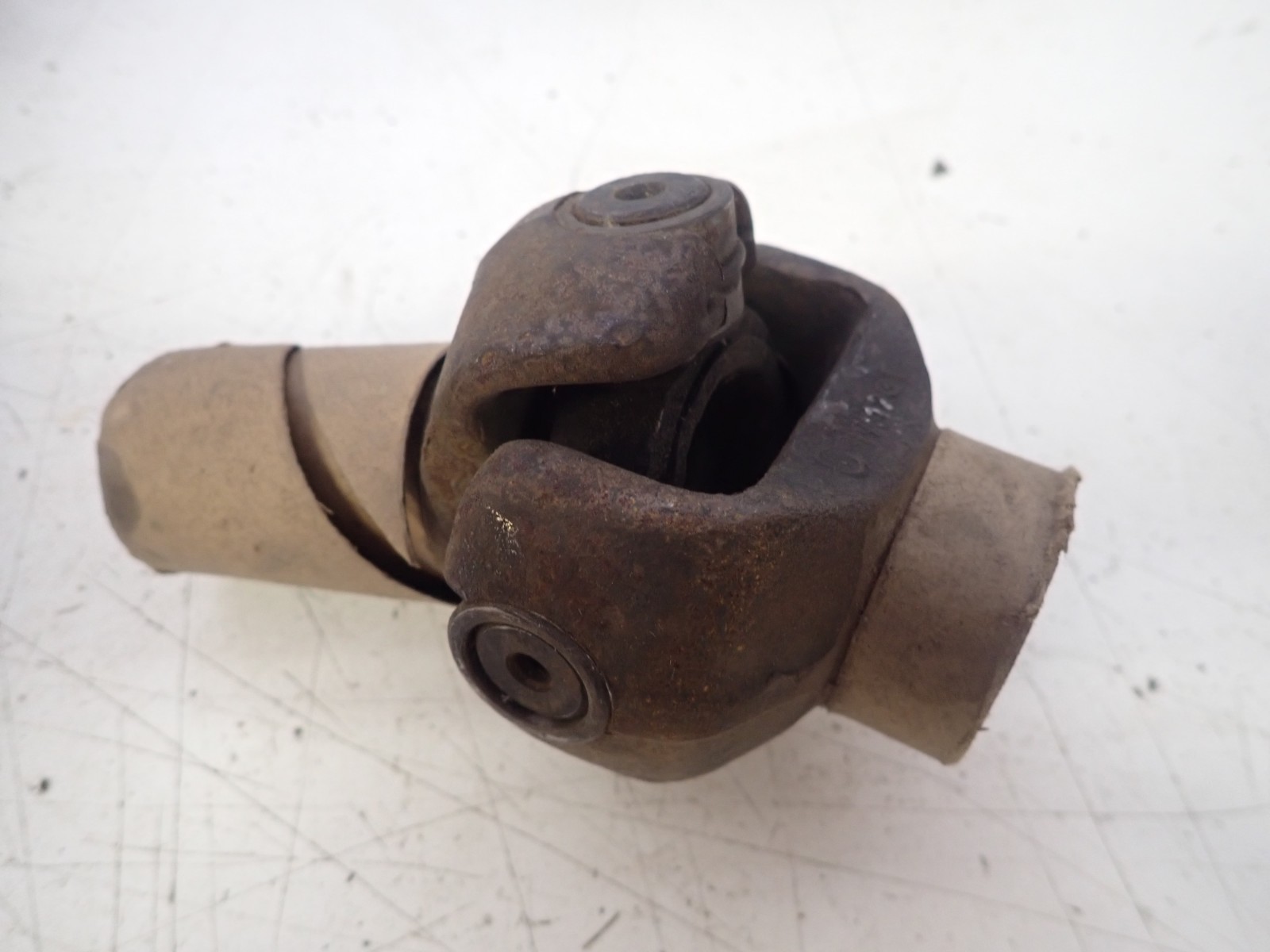 NOS 1937-1947 Chevrolet & GMC Light Truck Torque U-Joint Assembly GM # 605118 NOS 1937-1947 Chevrolet & GMC Light Truck Torque U-Joint Assembly GM # 605118