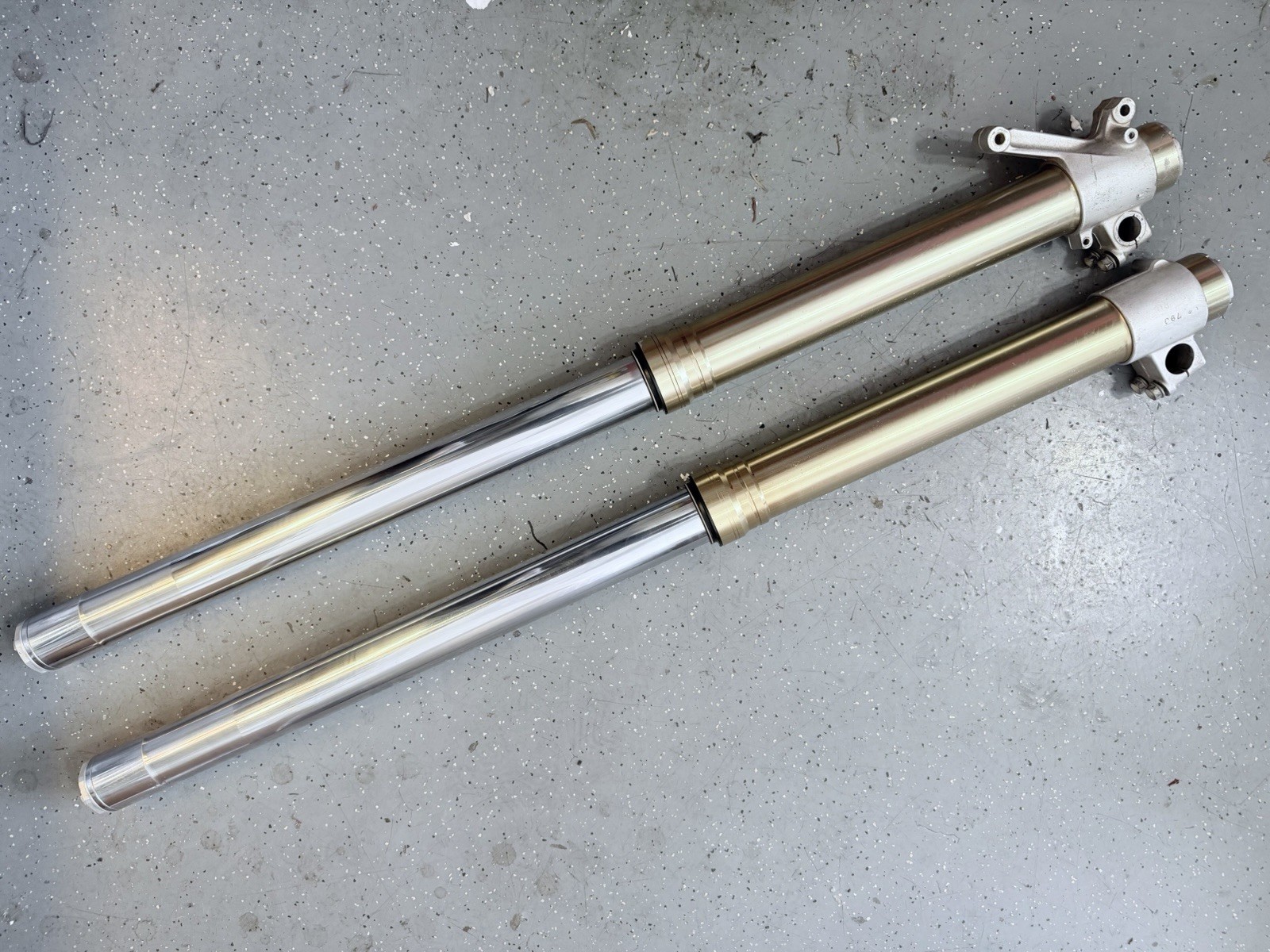 1996 96-98 RM125 RM 125 SHOWA Front Fork Set Shock Absorber Suspension Leg Tube 1996 96-98 RM125 RM 125 SHOWA Front Fork Set Shock Absorber Suspension Leg Tube