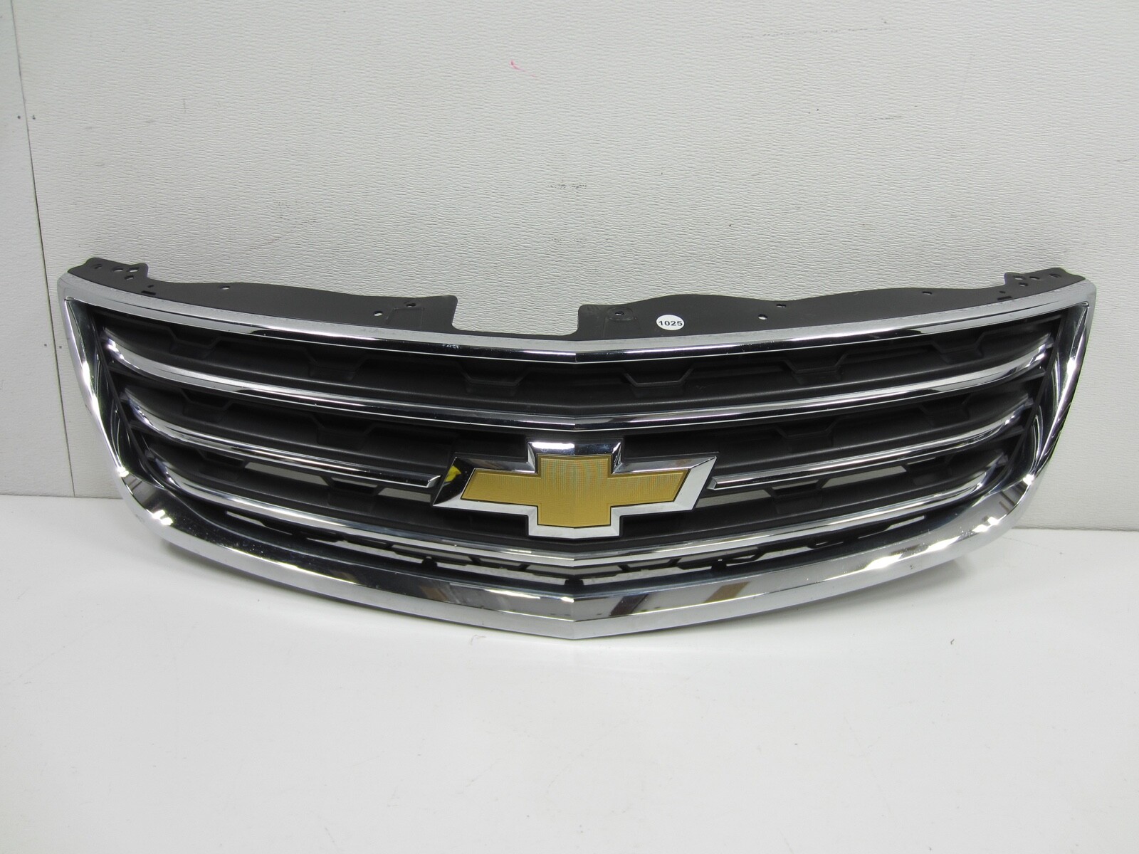 Traverse GRILLE 13-17 OEM 