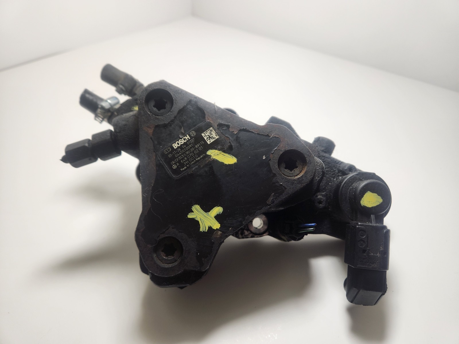 2004-2006 Sprinter Bosch 2.7L Diesel Fuel Injection Pump a 648 070 02 01