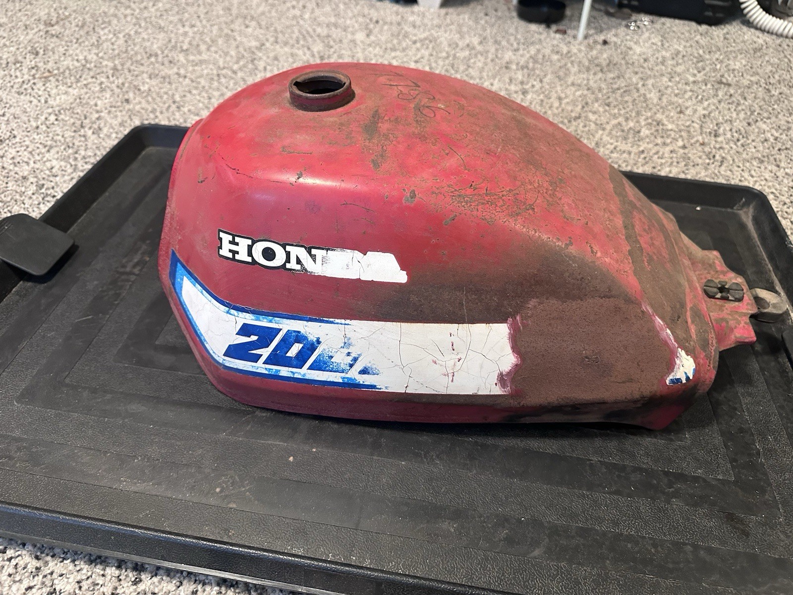1981-1983 Honda 200 And 185s 3-Wheeler Gas Tank Fuel Tank