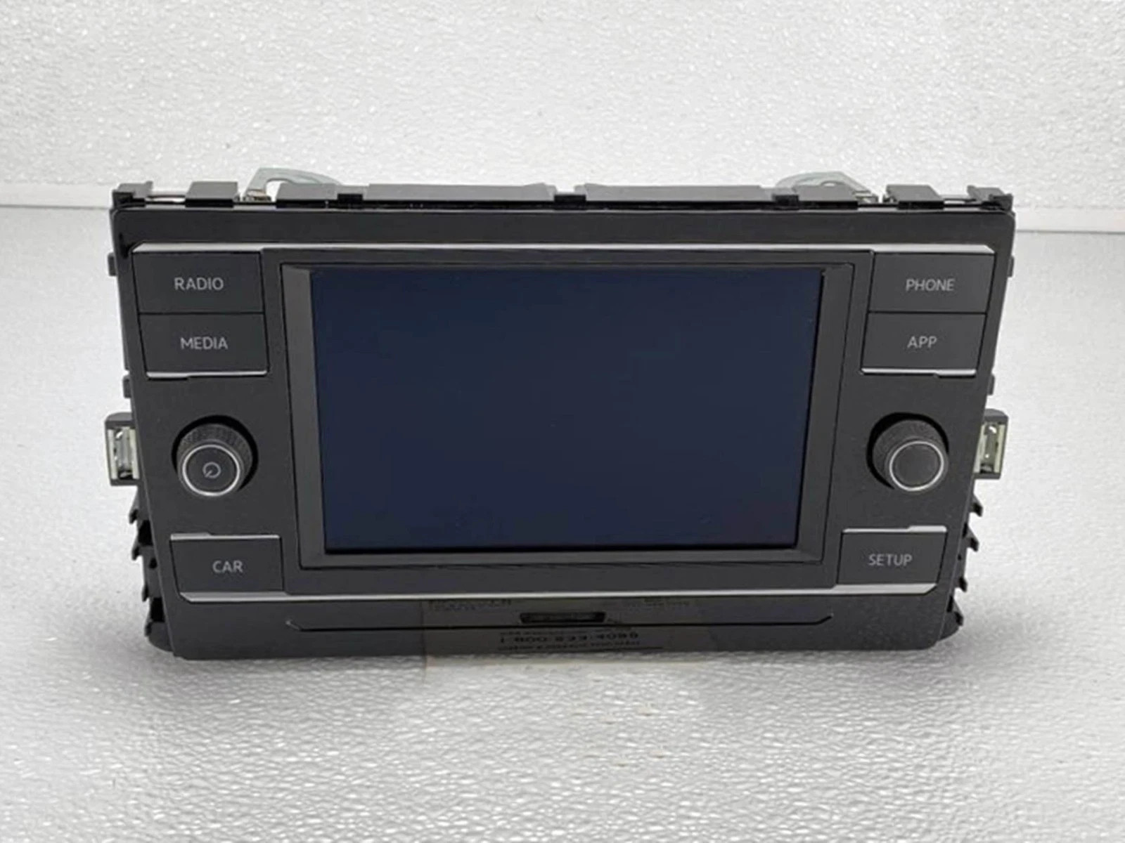 2018-2020 Volkswagen Tiguan Radio Receiver 6.5 Display Screen VIN 3,1st digt OEM