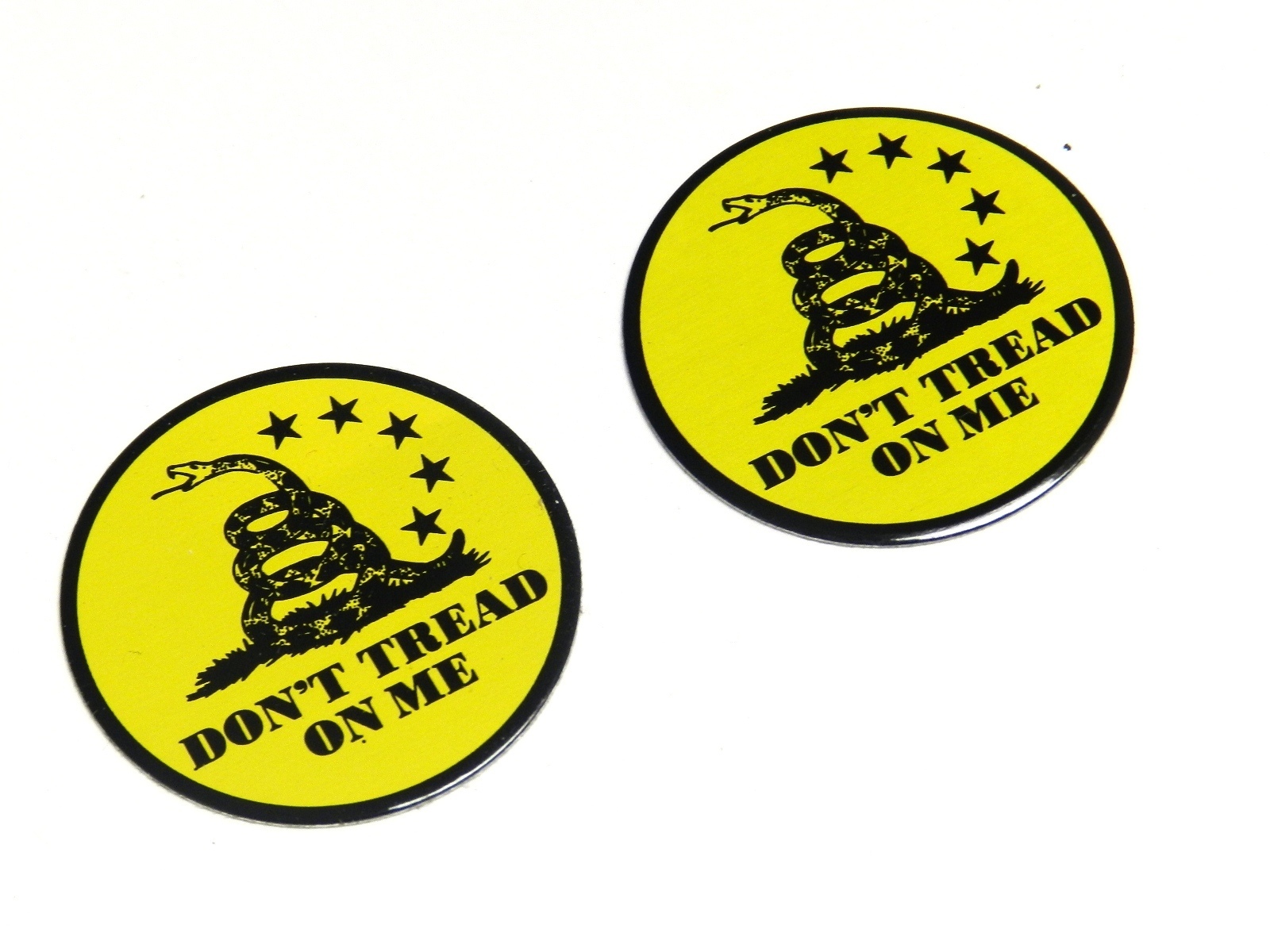 2 ROUND DONT TREAD ON ME SNAKE GADSDEN ALUMINUM EMBLEMS BADGES RARE PAIR