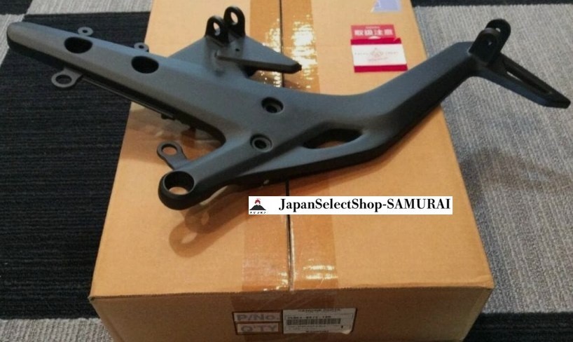 Kawasaki OEM Right RH Step Bracket 2012-2016 Ninja 650 35063-0872-18R
