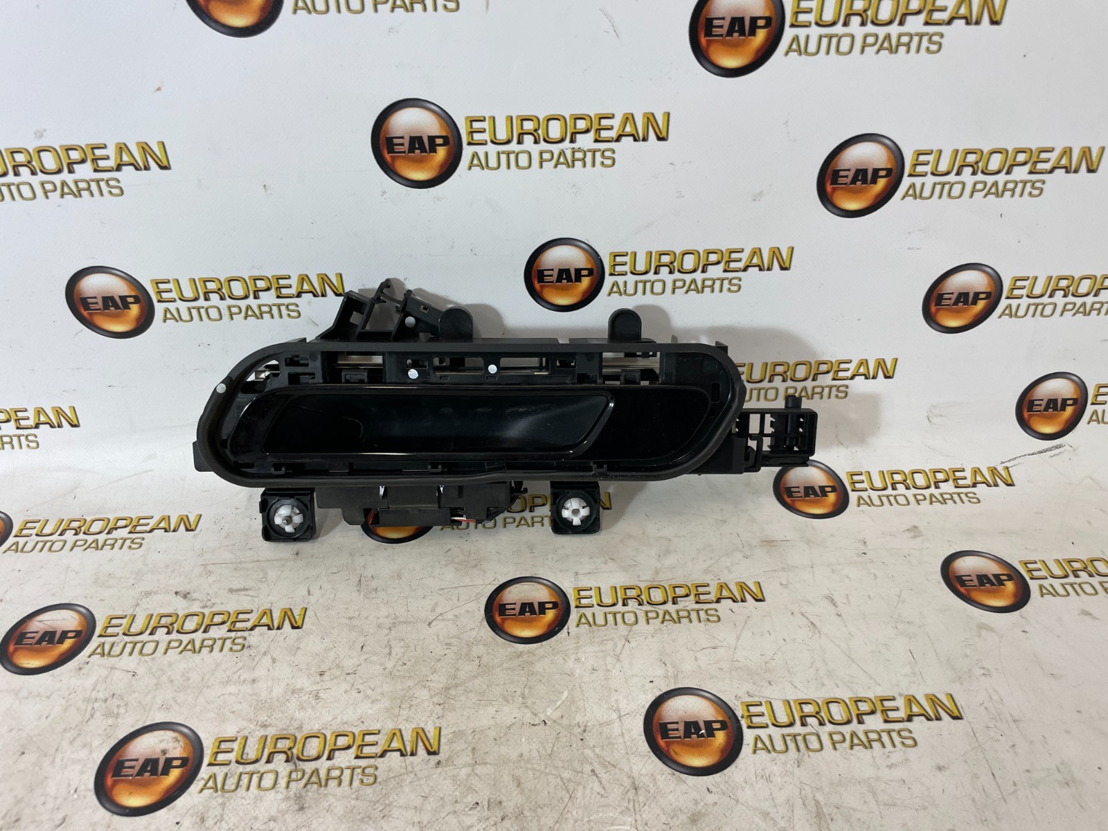 2023-2024 BMW I7 G70 LEFT REAR OUTSIDE Door Handle
