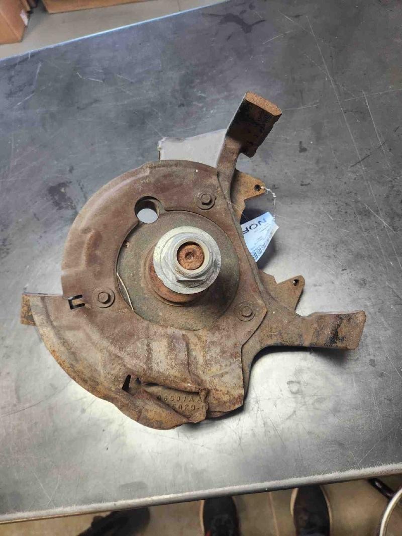 2000-2001 Dodge Ram 1500 Left Driver Front Spindle Knuckle Assembly OEM