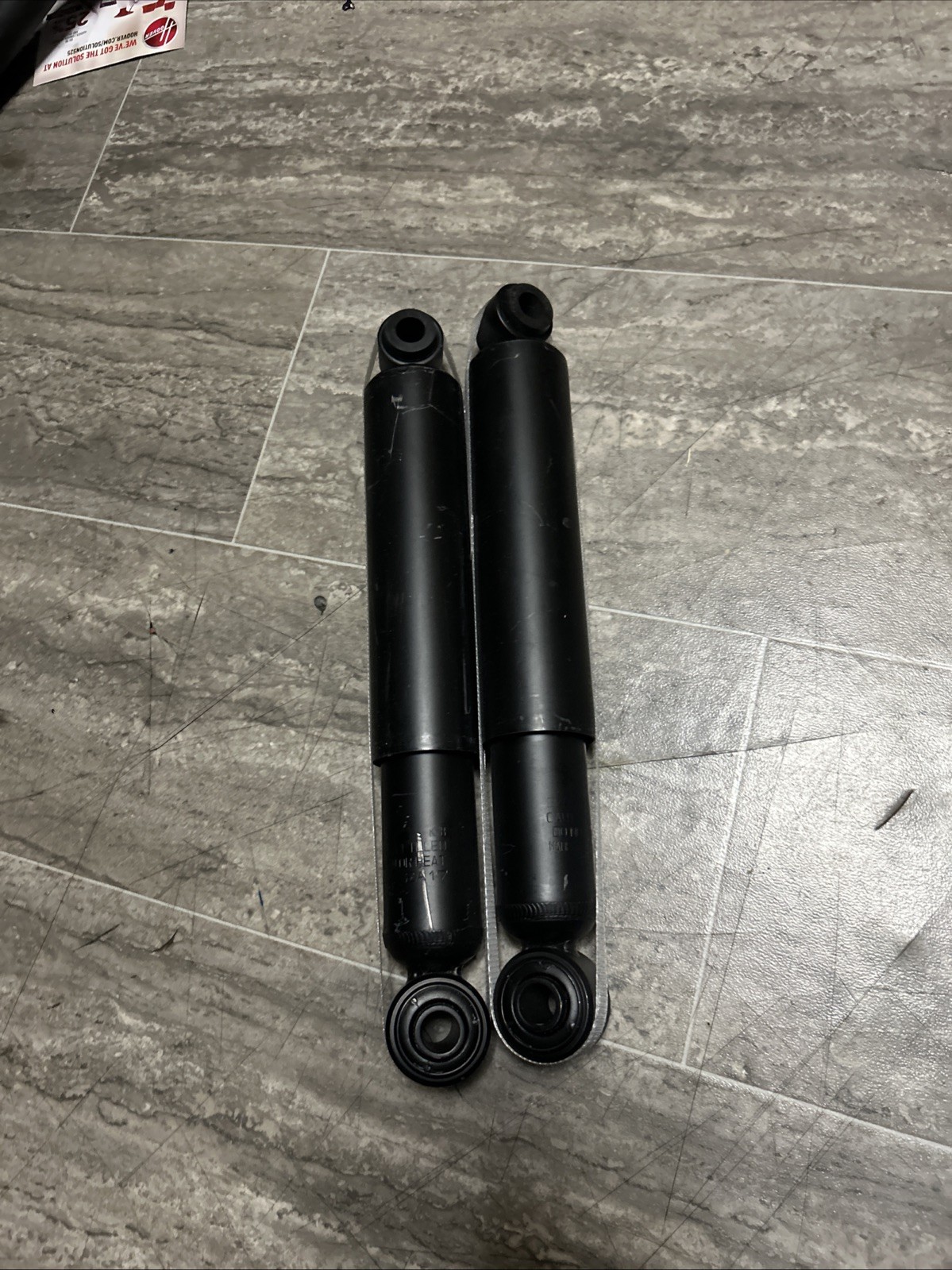 SET-KY344295-2 KYB Set of 2 Shock Rear Driver & Passenger Side Left Right Pair SET-KY344295-2 KYB Set of 2 Shock Rear Driver & Passenger Side Left Right Pair