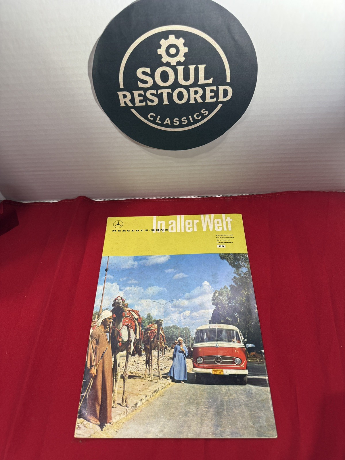 Vintage Mercedes-Benz In Aller Welt Issue 29 O319  Middle East  300SL Gullwing