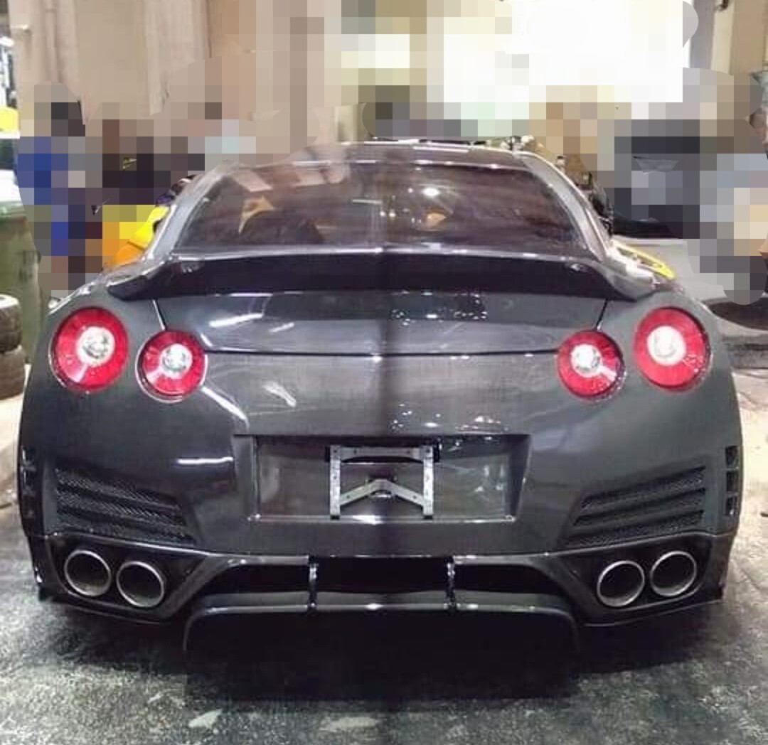 09-20 Fit For Nissan GTR R35 Ducktail Carbon Fiber Spoiler Lid