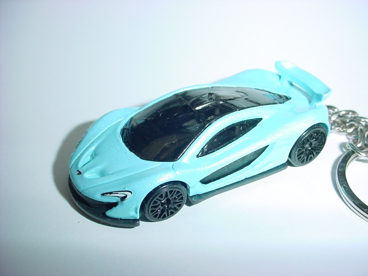 HOT 3D BLUE MCLAREN P1 CUSTOM KEYCHAIN keyring key chain bling racing hot wheels