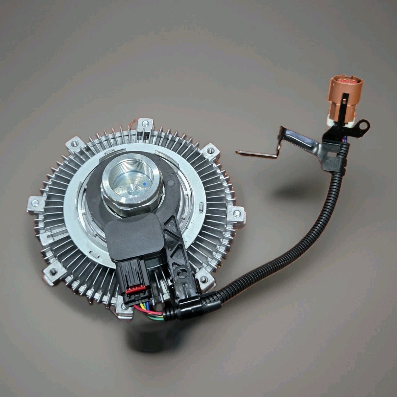 07-14 Ford Expedition F-150 Lincoln Navigator 5.4 Radiator Fan Clutch 7L1Z8A616A