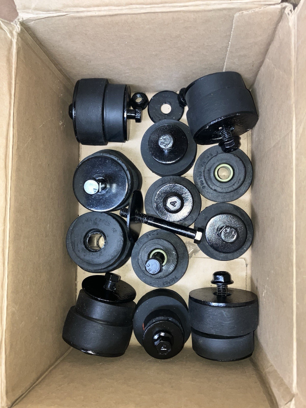 ✅ 1963 Full size Oldsmobile body mounts