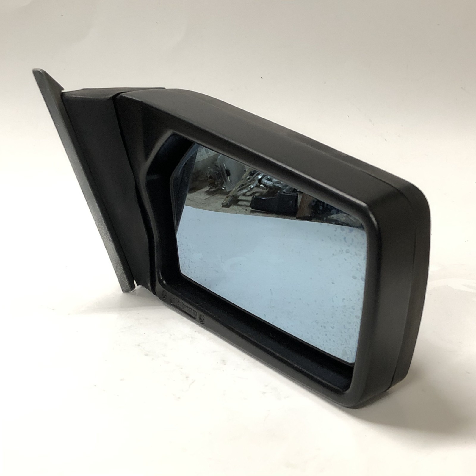 W126 Mercedes Remanufactured passenger side view mirror  5-pin