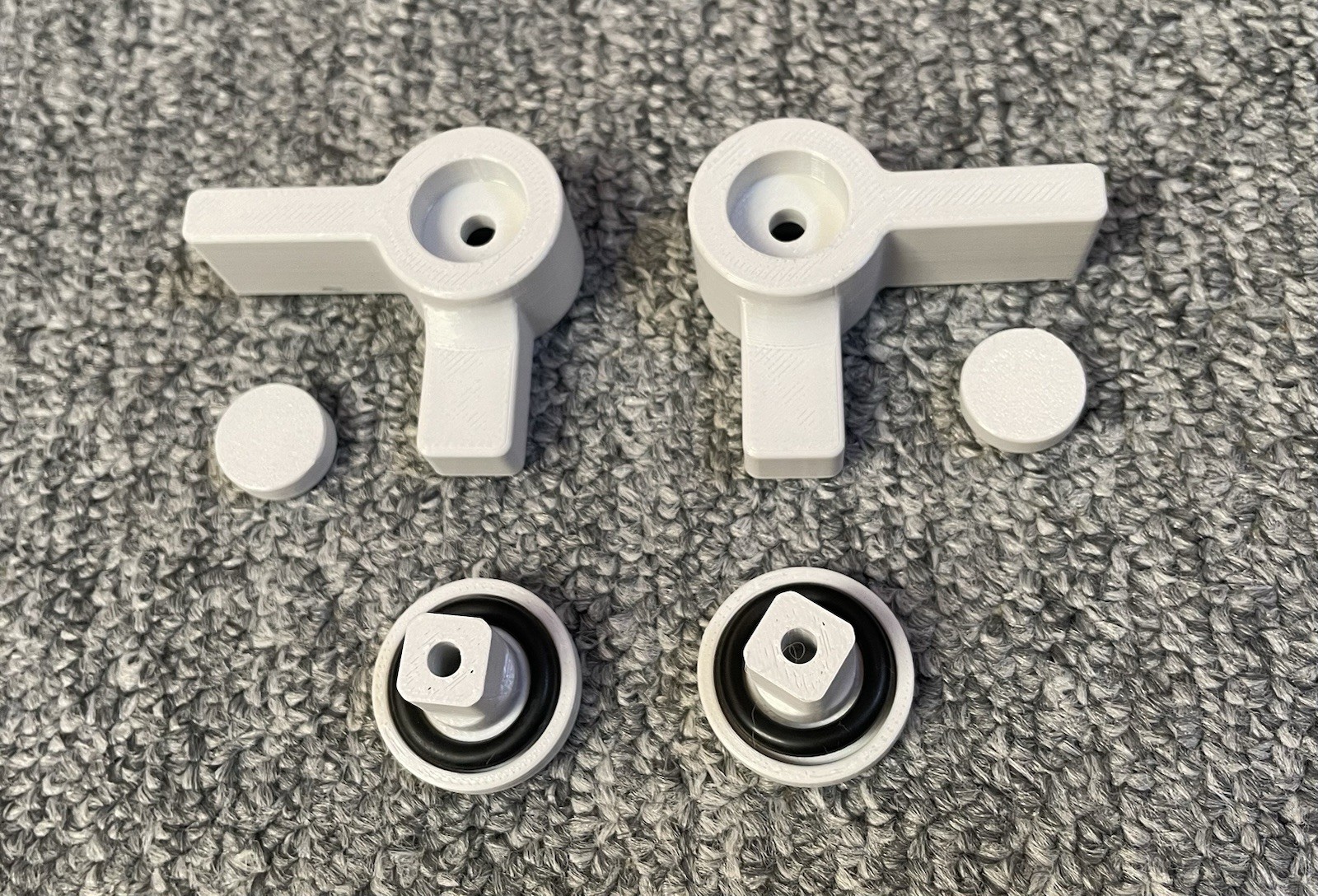 Lewmar | Portlight Handle Kit | Cloud Grey (Lewmar Old Design) Lewmar | Portlight Handle Kit | Cloud Grey (Lewmar Old Design)