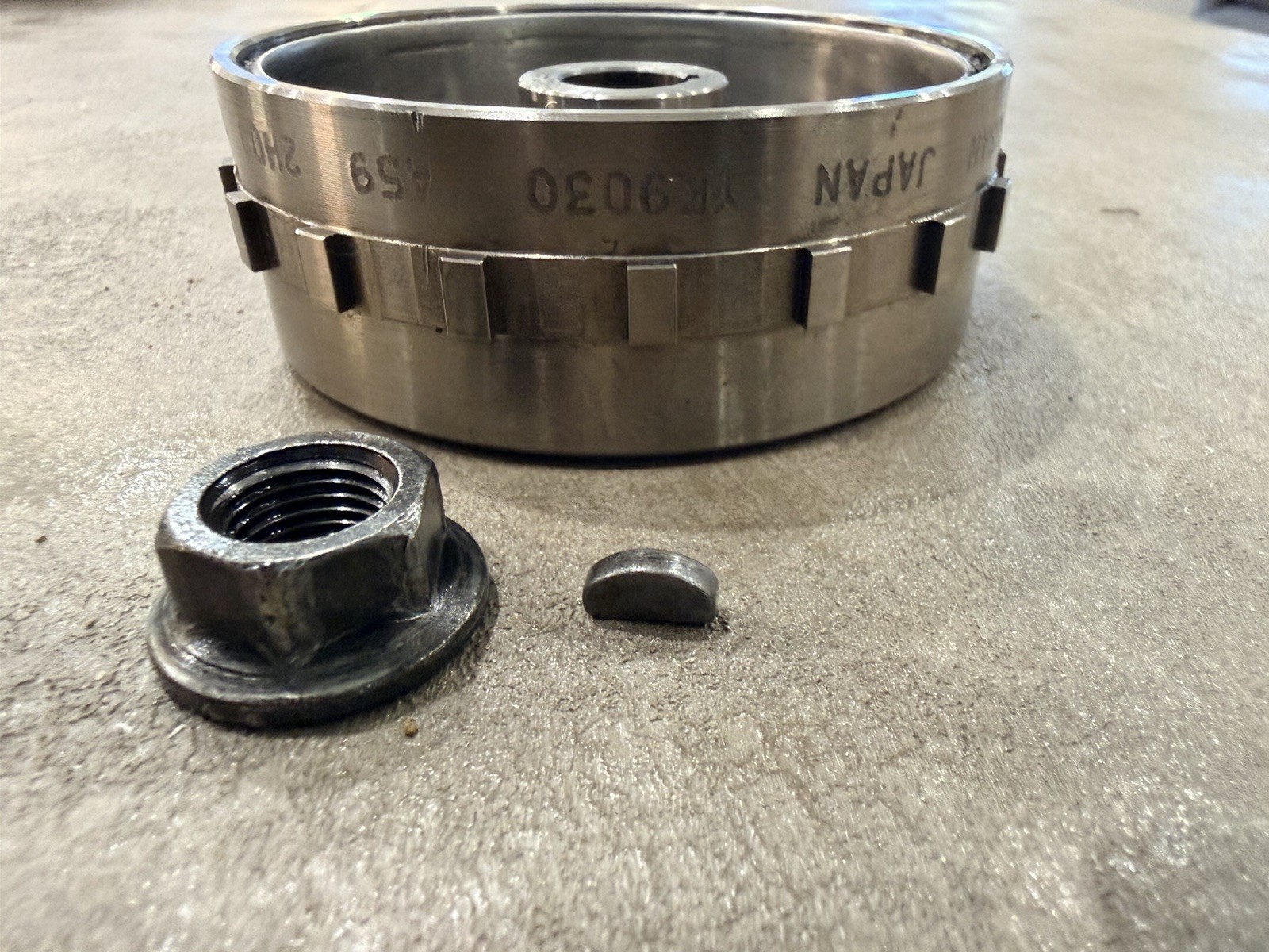 2013-2015 Suzuki RM-Z250 OEM Flywheel Rotor 32102-28H00 w/ Nut & Woodruff Key
