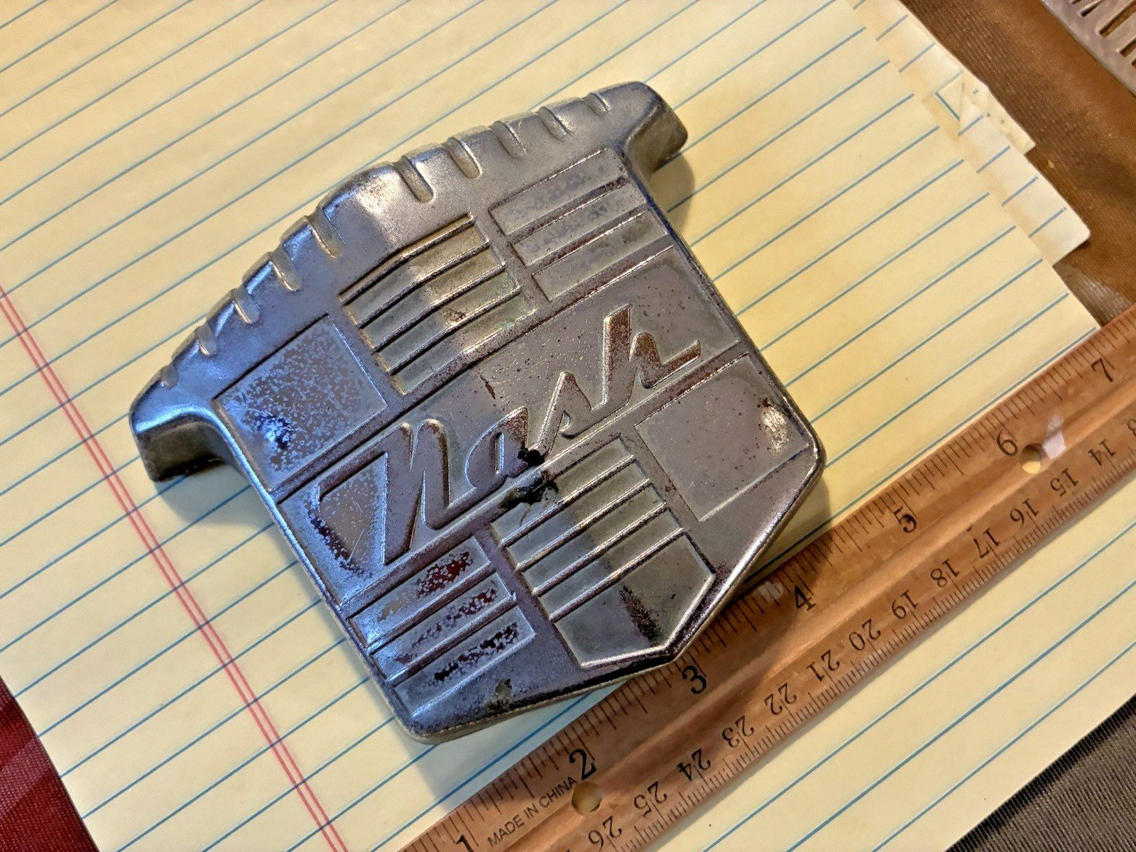 VINTAGE NASH AUTOMOBILE HOOD EMBLEM - HOOD ORNAMENT FRONT EMBLEM - LOOK
