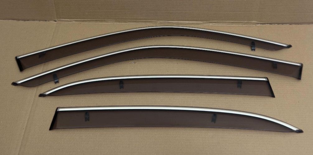 Lexus LS430 01-06 OEM JDM Window Visors Rain Guards Toyota Celsior UCF30 Set