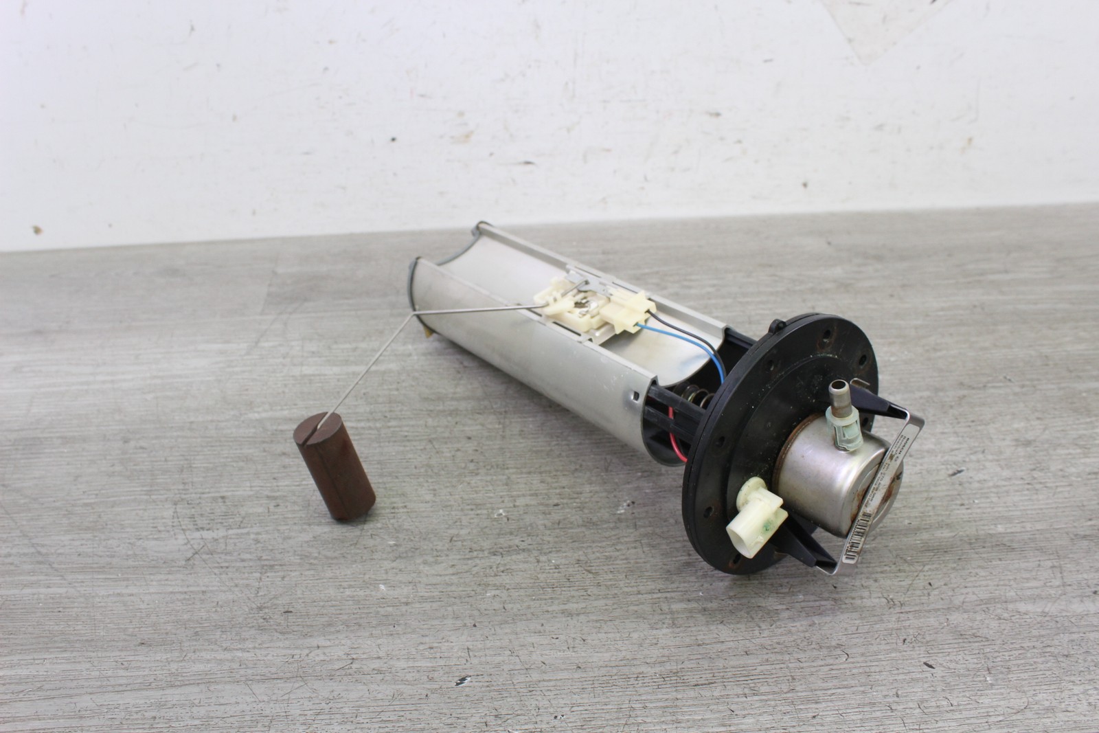 2004 SEA-DOO GTI RFI Gas Fuel Pump Module Assembly Sender Pick Up 270600089