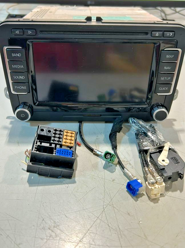 2006 2015 Volkswagen RNS510 Touch Screen Navigation Radio Head Unit CO 2006 2015 Volkswagen RNS510 Touch Screen Navigation Radio Head Unit CO