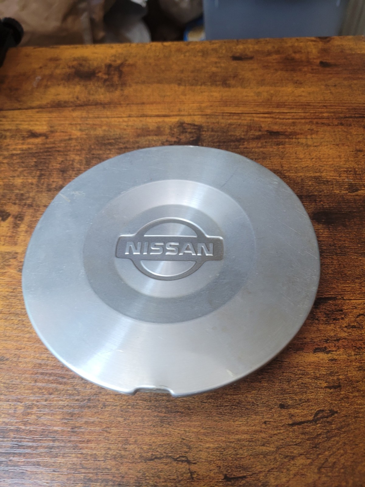 1998 1999 2000-2001 OEM Nissan Altima Silver Center Caps 999W1-UJ001