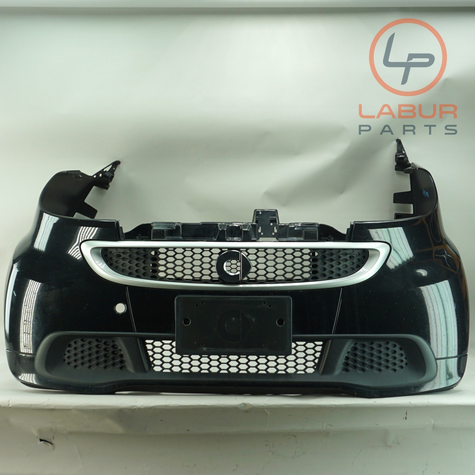C451 W451 08-15 Smart Fortwo Front Bumper Cover w/ Right & Left Fender BR588