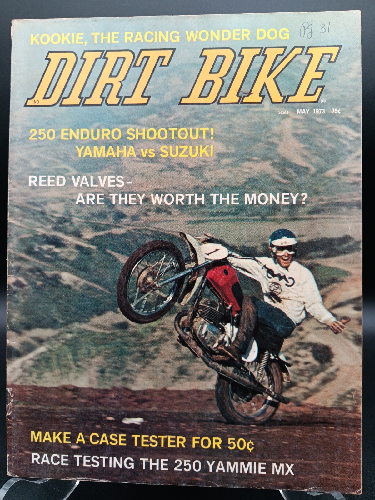 May 1973 DIRT BIKE MAGAZINE Suz TS250 v Yam DT3 250 Kookie The Racing Wonder Dog