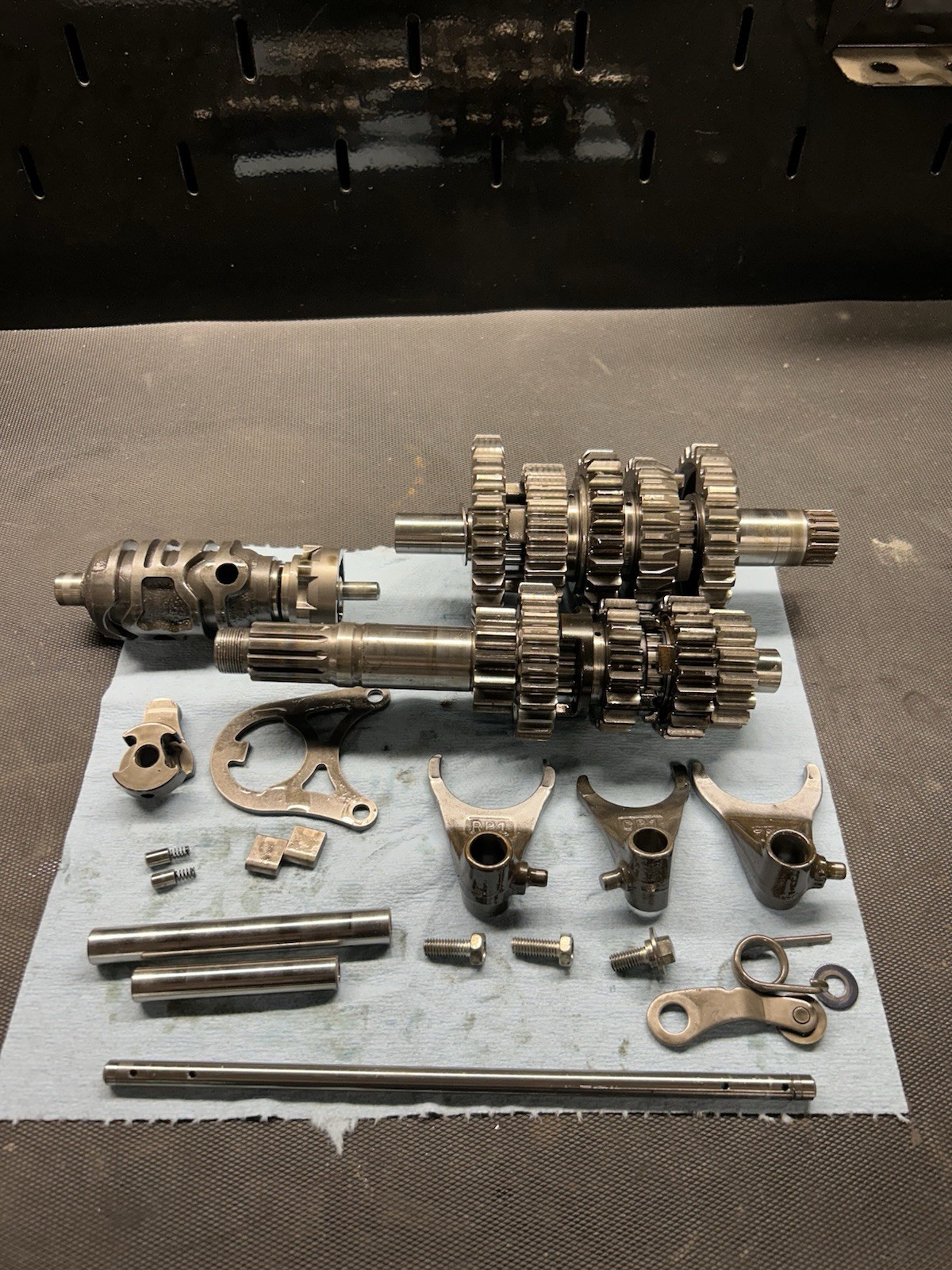 2006-2014 Honda TRX450ER Transmission Assembly Gears Shafts Drum Forks NICE 2006-2014 Honda TRX450ER Transmission Assembly Gears Shafts Drum Forks NICE