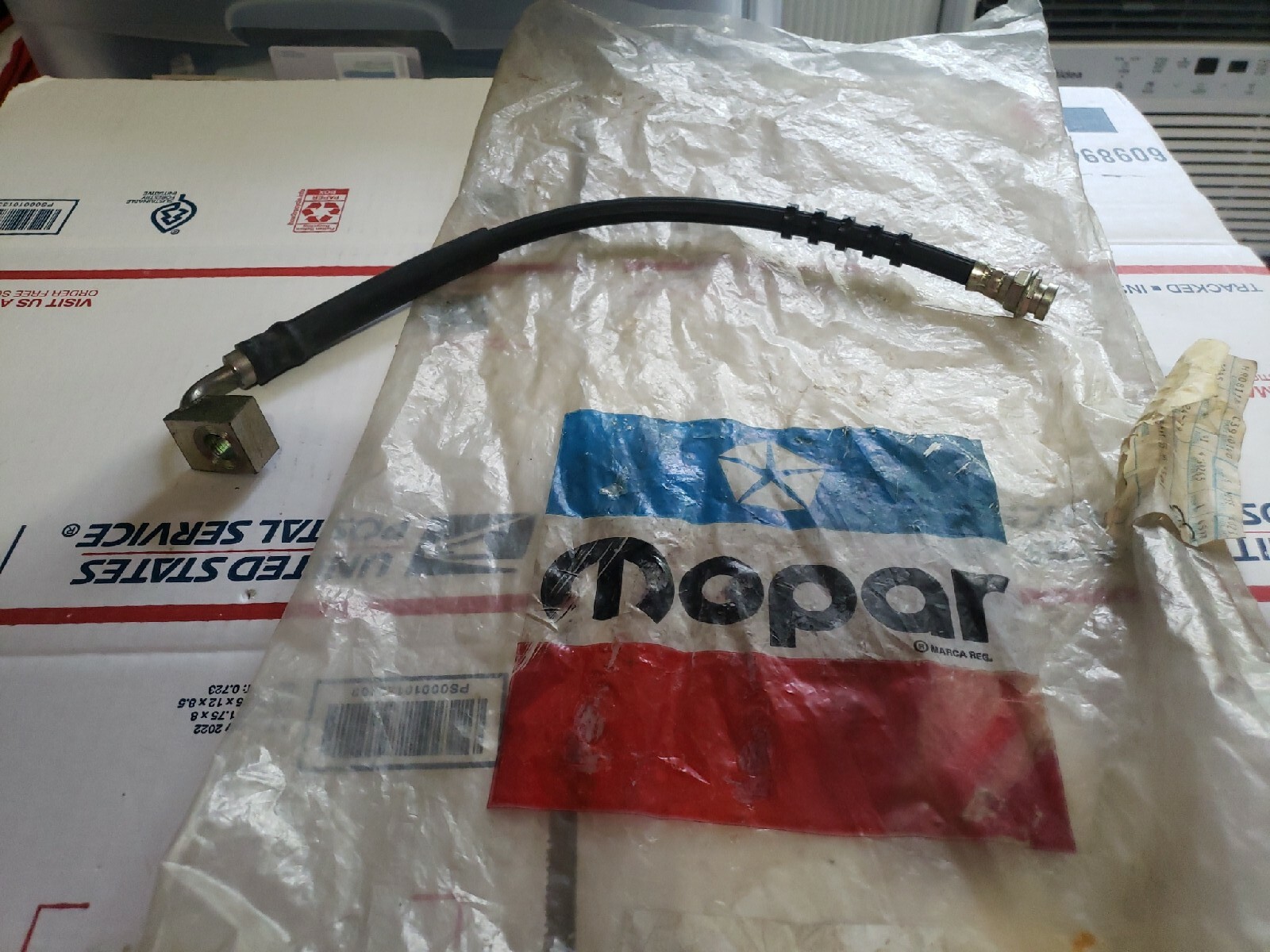 1978 - 89 DODGE TRUCK FRONT WHEEL BRAKE LINE NOS MOPAR C3940140 Dated 79 OEM X1 1978 - 89 DODGE TRUCK FRONT WHEEL BRAKE LINE NOS MOPAR C3940140 Dated 79 OEM X1