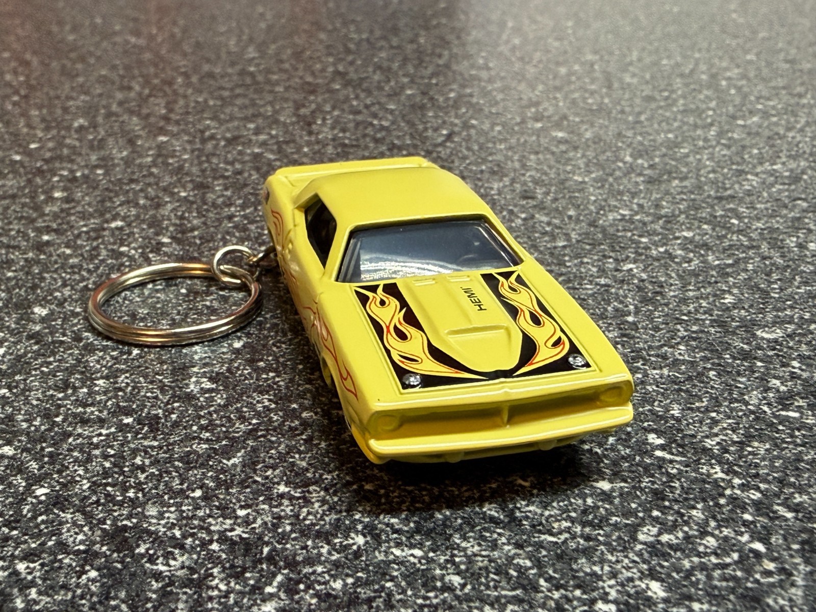 Fits 1970 Plymouth AAR Cuda Keychain Light Yellow Matchbox Hot Wheels Barracuda