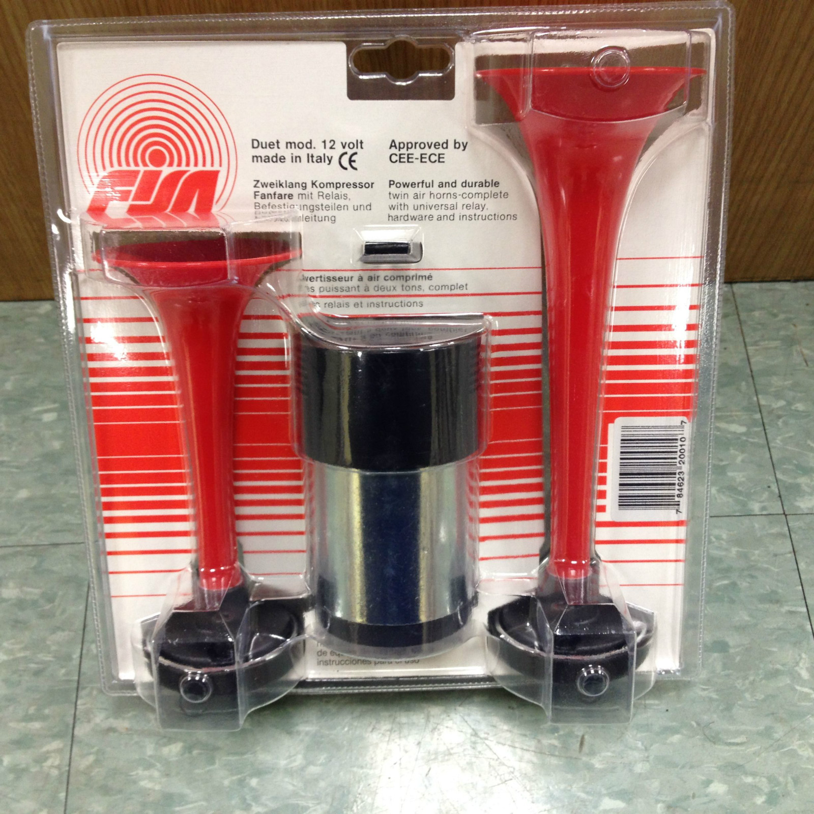 FISA ITALY DUAL TRUMPET PLASTIC PIPES METAL COMP. CAR TRUCK AIR HORN 12V FD/2P FISA ITALY DUAL TRUMPET PLASTIC PIPES METAL COMP. CAR TRUCK AIR HORN 12V FD/2P