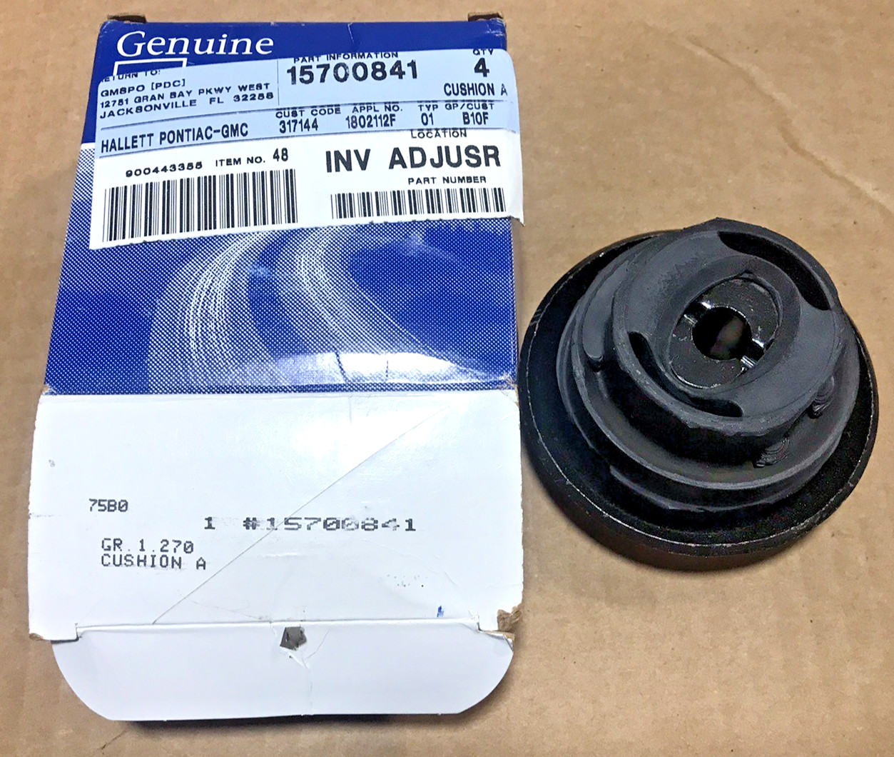 15700841 NOS Radiator Support Cushion 1982-1994 GM Trucks