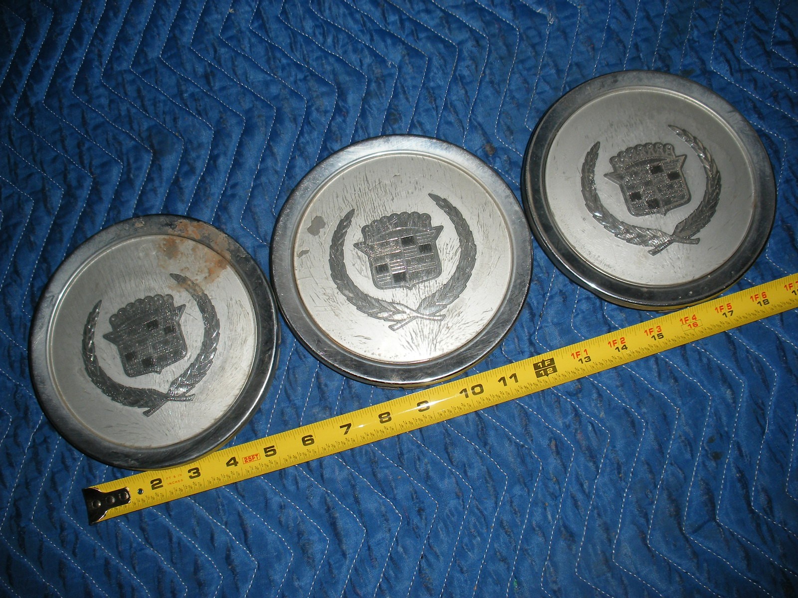 VINTAGE LOT OF 3 OEM CADILLAC CHROME SILVER CENTER CAP