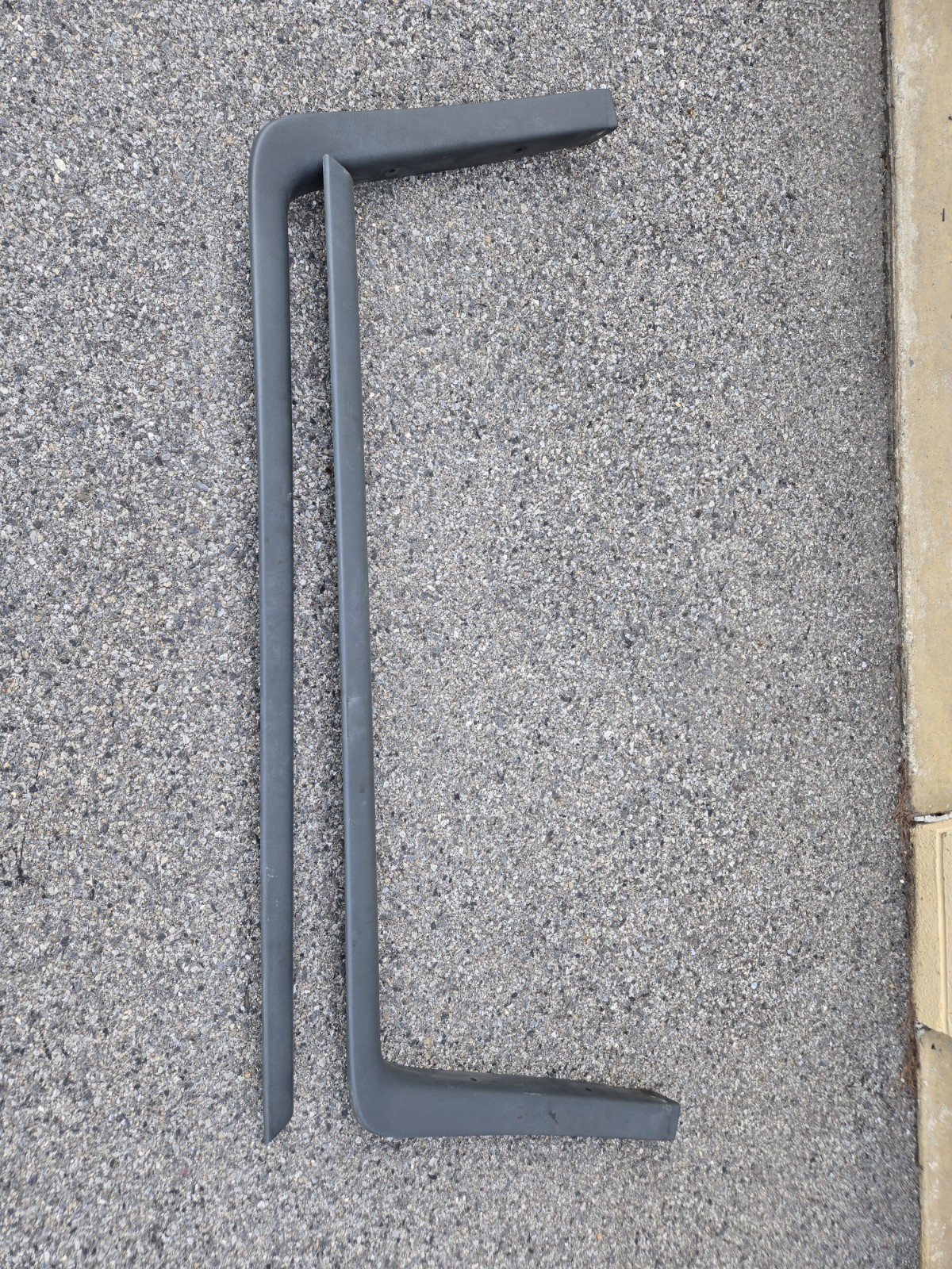 1992-1996 Ford Bronco Hardtop Trim OEM 92-96 Dk Gray 1992-1996 Ford Bronco Hardtop Trim OEM 92-96 Dk Gray