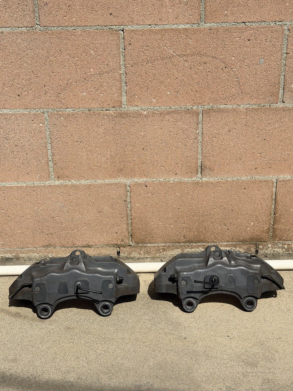 04-10 Porsche Cayenne VW Touareg Audi Q7 Front Brembo Brake Caliper 18ZL 18ZR