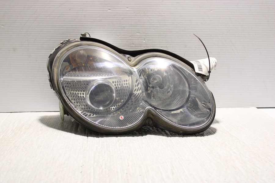2003-2008 Mercedes-Benz S-Class Right HID Headlight Assembly OEM A2308200659