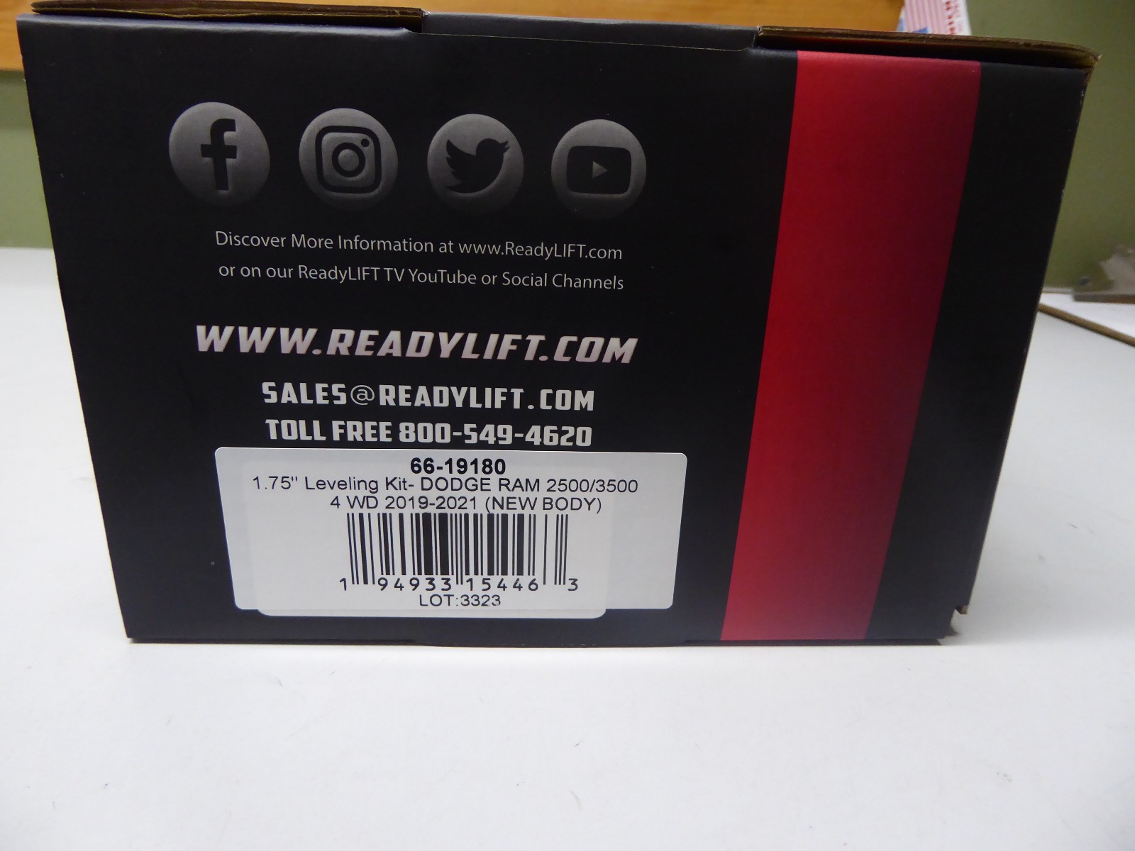 ReadyLift Suspensions 66-19180 1.75\
