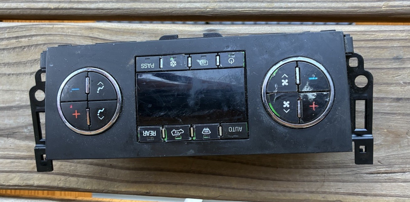 07 08 09 10 11  Chevy Silverado Tahoe Yukon Suburban Digital Climate Control